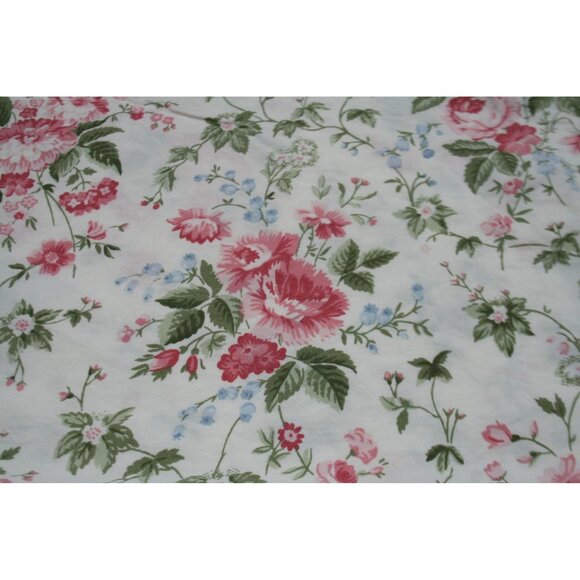 Laura Ashley 2 Lilian King Pillowcases Pink Floral 100% Cotton Cottage Romantic - Picture 6 of 6
